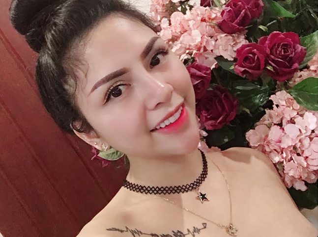 Hotgirl Lam Tây tổ chức sinh nhật bên 2 quý tử đáng yêu