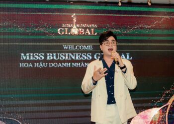 MC- Ca sĩ Huy Anh gây “Ấn tượng” khi đồng hành Miss Business Global 2023