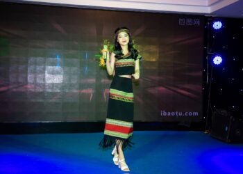 Ca sĩ Châm Anh trình diễn “xuất thần” trong đêm Gala – bán kết “Miss Business Global 2023”