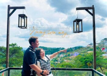 Vợ chồng ca sĩ Hoàng Nhựt Lâm – Vũ Uyên Nhi phát triển dịch vụ xe tự lái “an toàn – tiện nghi – giá tốt”