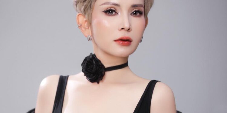 Nhà tạo mẫu tóc Hoàng Trang: Khi Nghề Tóc Trở Thành Nghệ Thuật Và Hành Trình 30 Năm Không Ngừng Tỏa Sáng